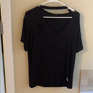 Never worn Distressed T with chocker!